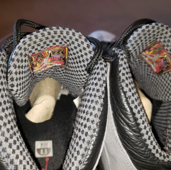 Jordan Retro 10 shoes - Picture 3 of 8